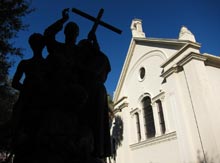 st-augustine-church-statue