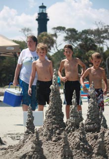 Sand Sculptures & Side Street Walkers