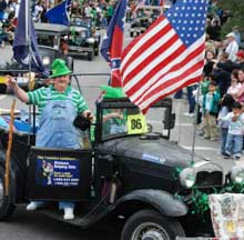 StPaddys-crowd-flag