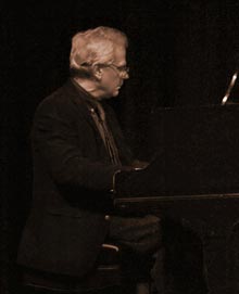 V-Pianist-Bill-Aycock-BettyOwen