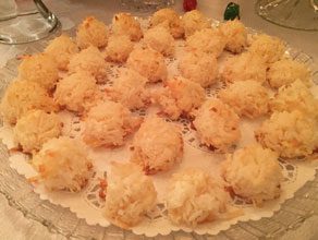 everyday-coconut-macaroon