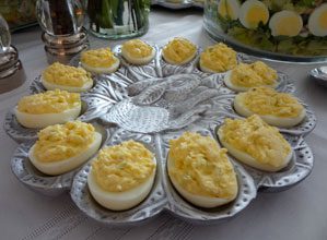 celebrate mamas deviled eggs