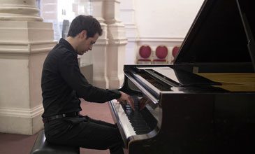 Marco Mantovani, a Magician on the Piano