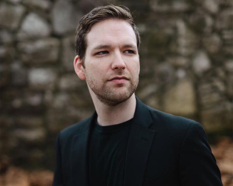 Brian Woods, a Pianist who Paints with Music