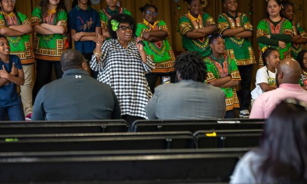 Gwen Yvette joins 100 Voices Choir at St. Helena Elementary