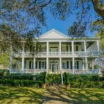 Lafayette Soirée Set for Moss Stoney House